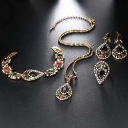 Hot 4 Pcs Vintage Jewelry Sets For Women Antique Gold Color India Crystal Hollow Statement Necklace Bracelets Earrings Set