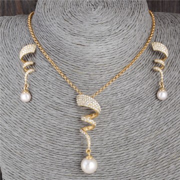 MINHIN Women's Classic Jewelry Set Brilliant Synthetic Pearl Decoration Jewelry Set For Banquet Design Pendant Accessory
