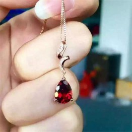 Trendy Pendants Necklace Gifts For Women 925 Sterling Silver Red Corundum Natural Semi-precious Stones Garnet Pendants RT002